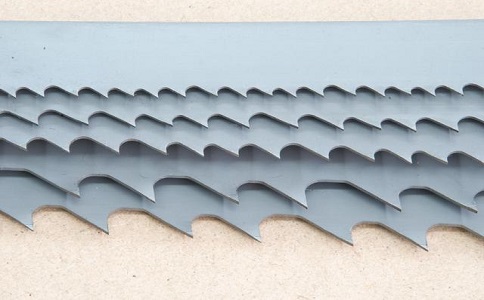 临汾带锯床上的钢丝刷，对于带锯条的重要性